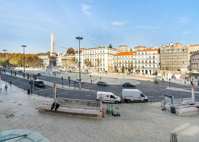 Whome | The Boulevard Prime Location & Timeless Luxury